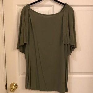 Woman’s 1x top